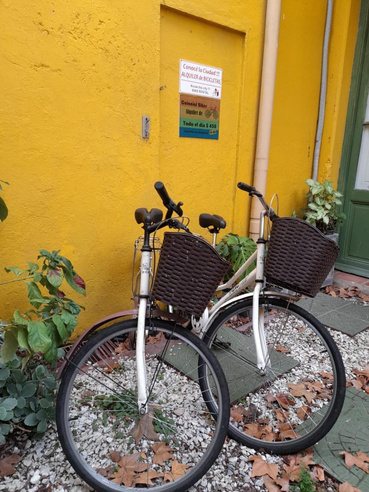 Casa Calma Hostel Colonia del Sacramento Exterior photo